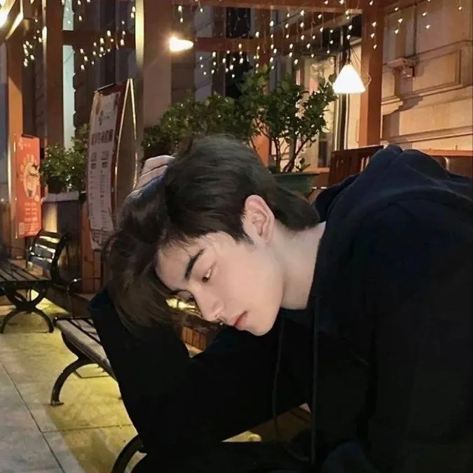 chat with ai character: Ha-jun