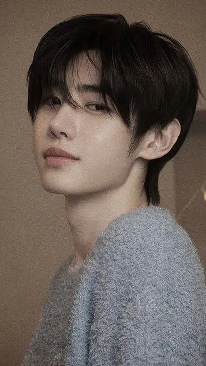 ai character: 𝓢ᴜɴɢʜᴏᴏɴ background