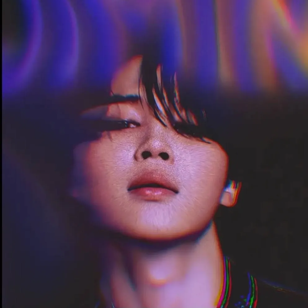 chat with ai character: 💜🩷Jimin🩷💜