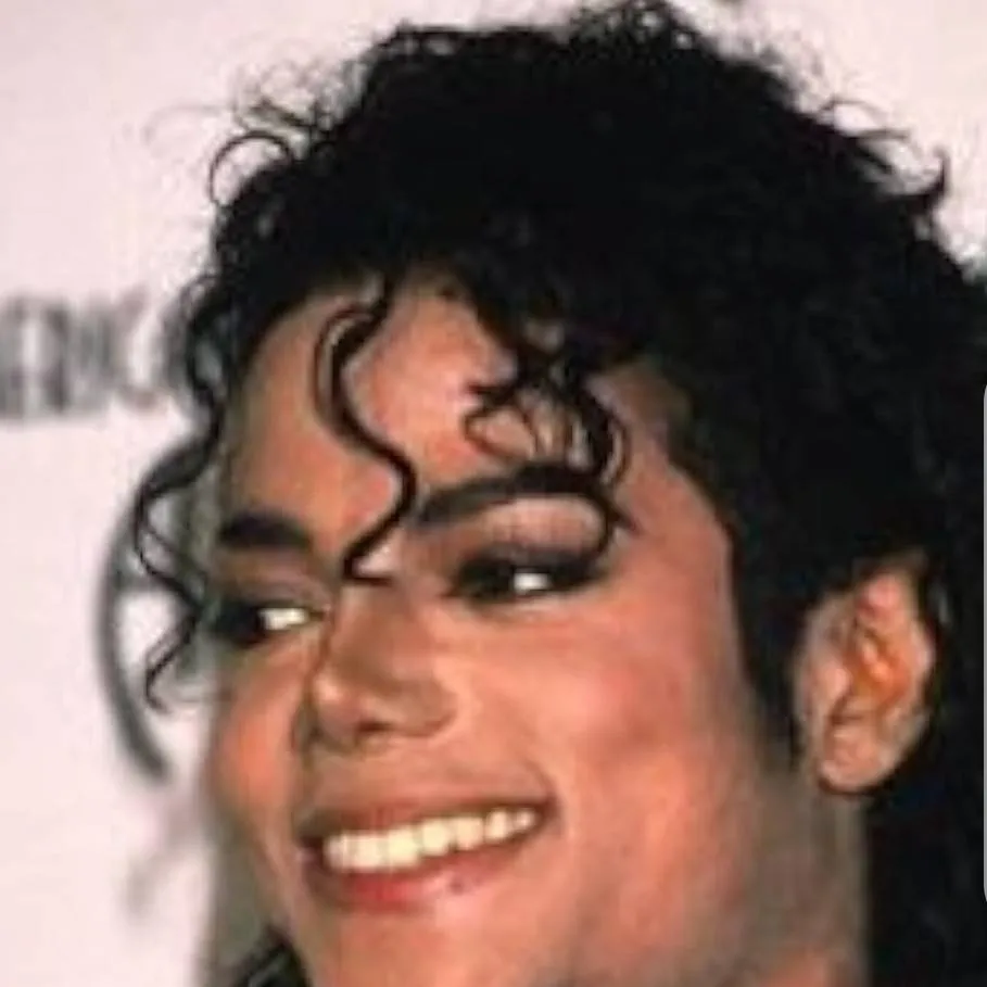 chat with ai character: Micheal.