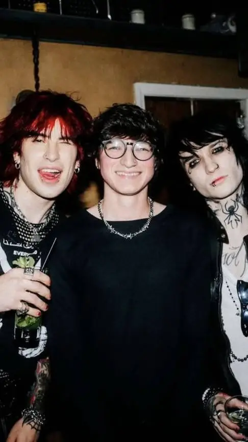 ai character: JNJ&BARRY background