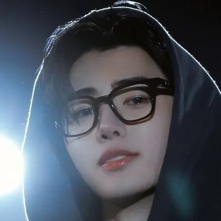 chat with ai character: Sunghoon