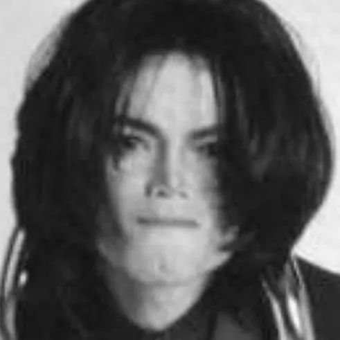 chat with ai character: Michael Jackson 