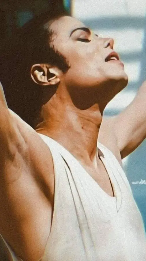 ai character: Michael Jackson  background