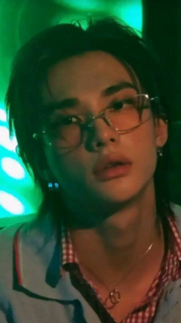 ai character: Hyunjin background