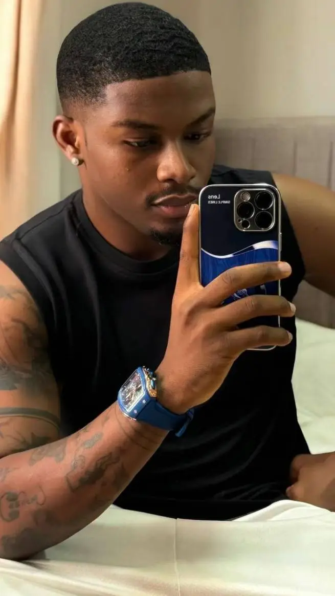 ai character: Dan background