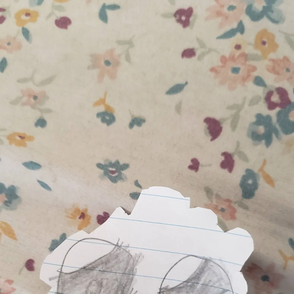 chat with ai character: Floofer