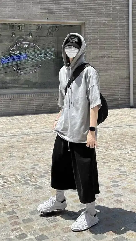 ai character: Valentin  background