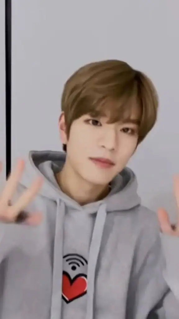 ai character: Seungmin background