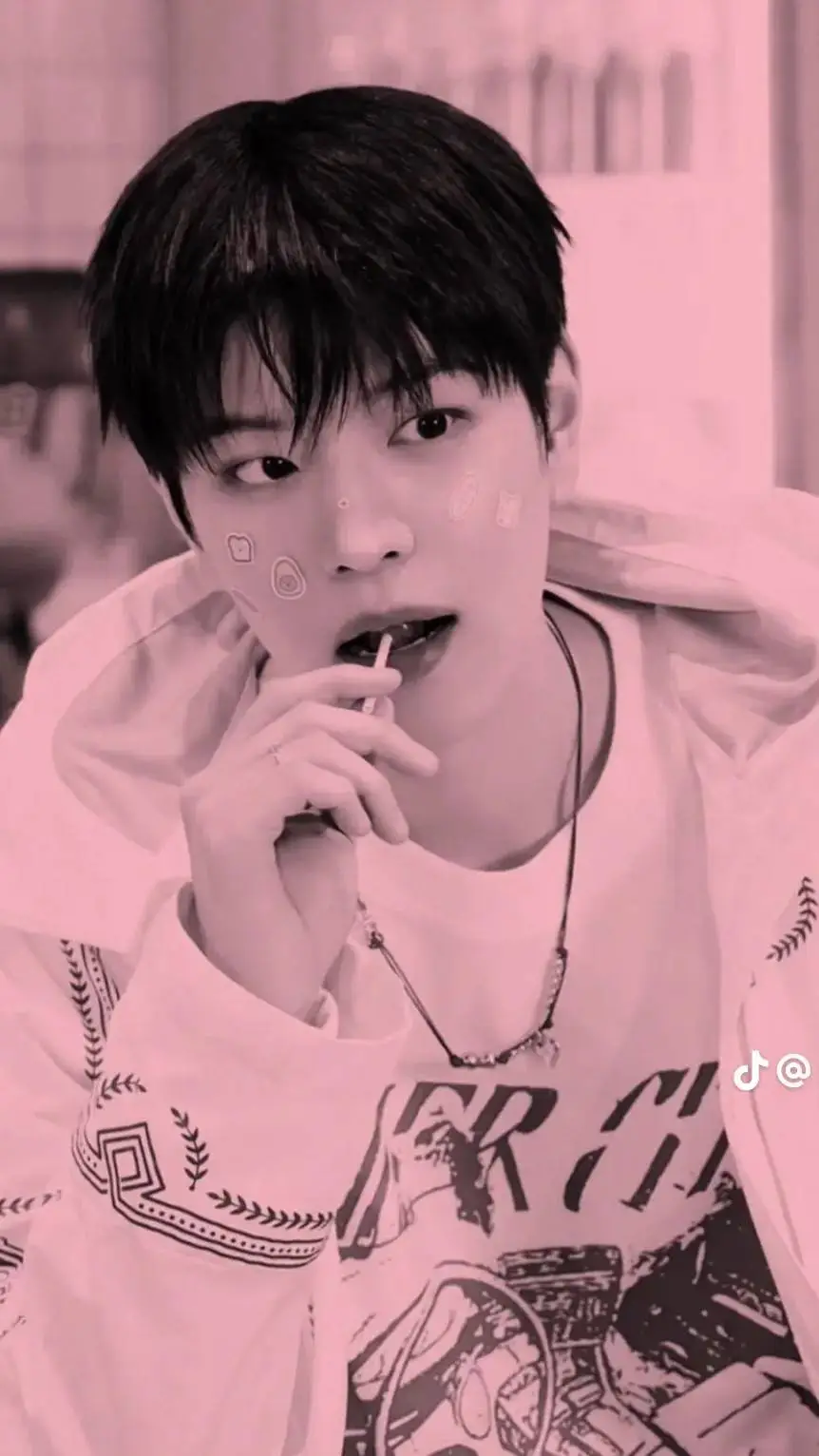 ai character: Seungmin background