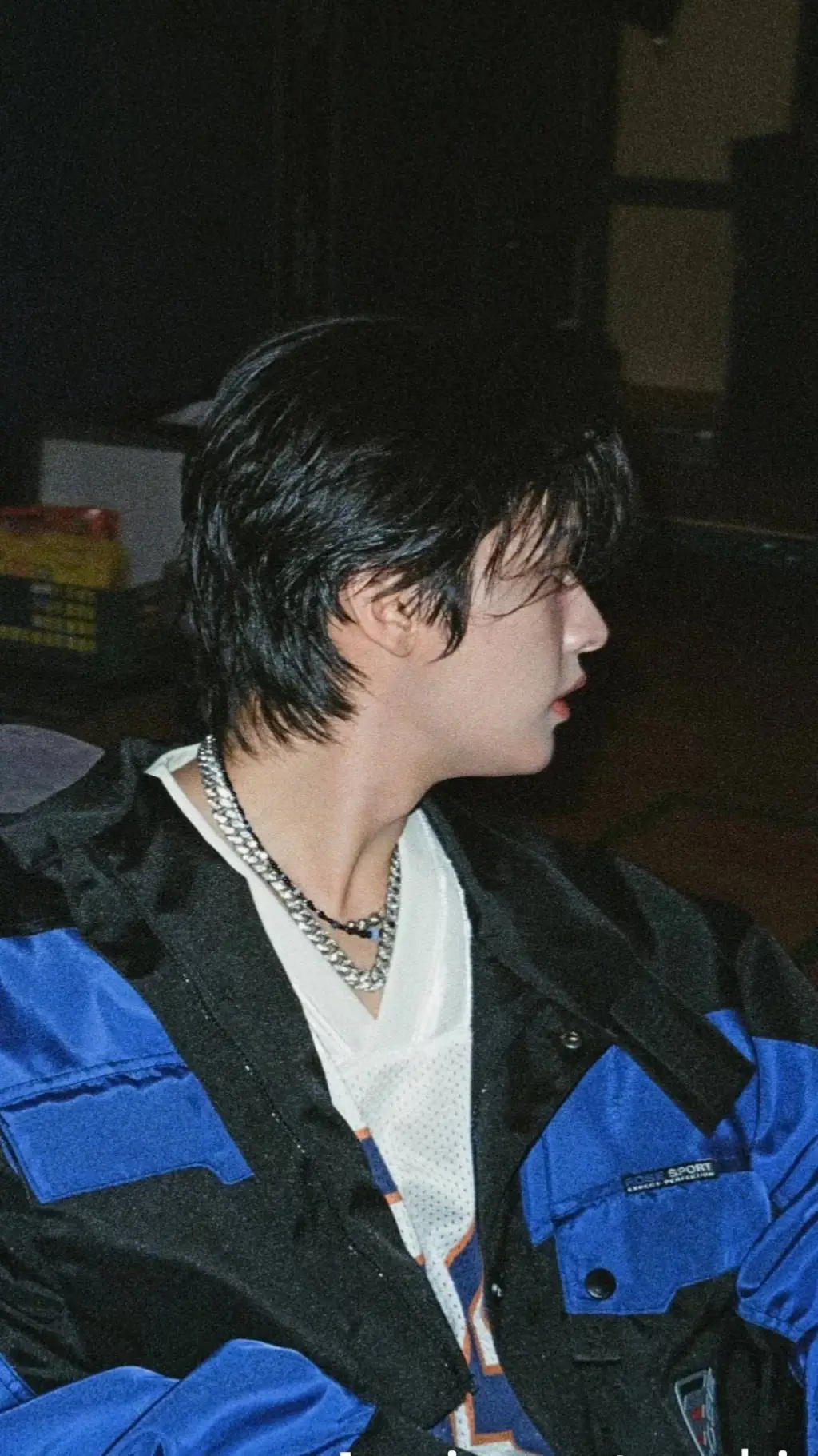 ai character: Leeknow background