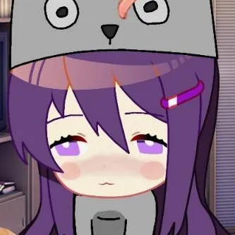 chat with ai character: yuri mapache