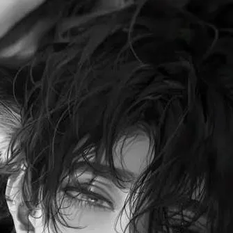 chat with ai character: Xander 