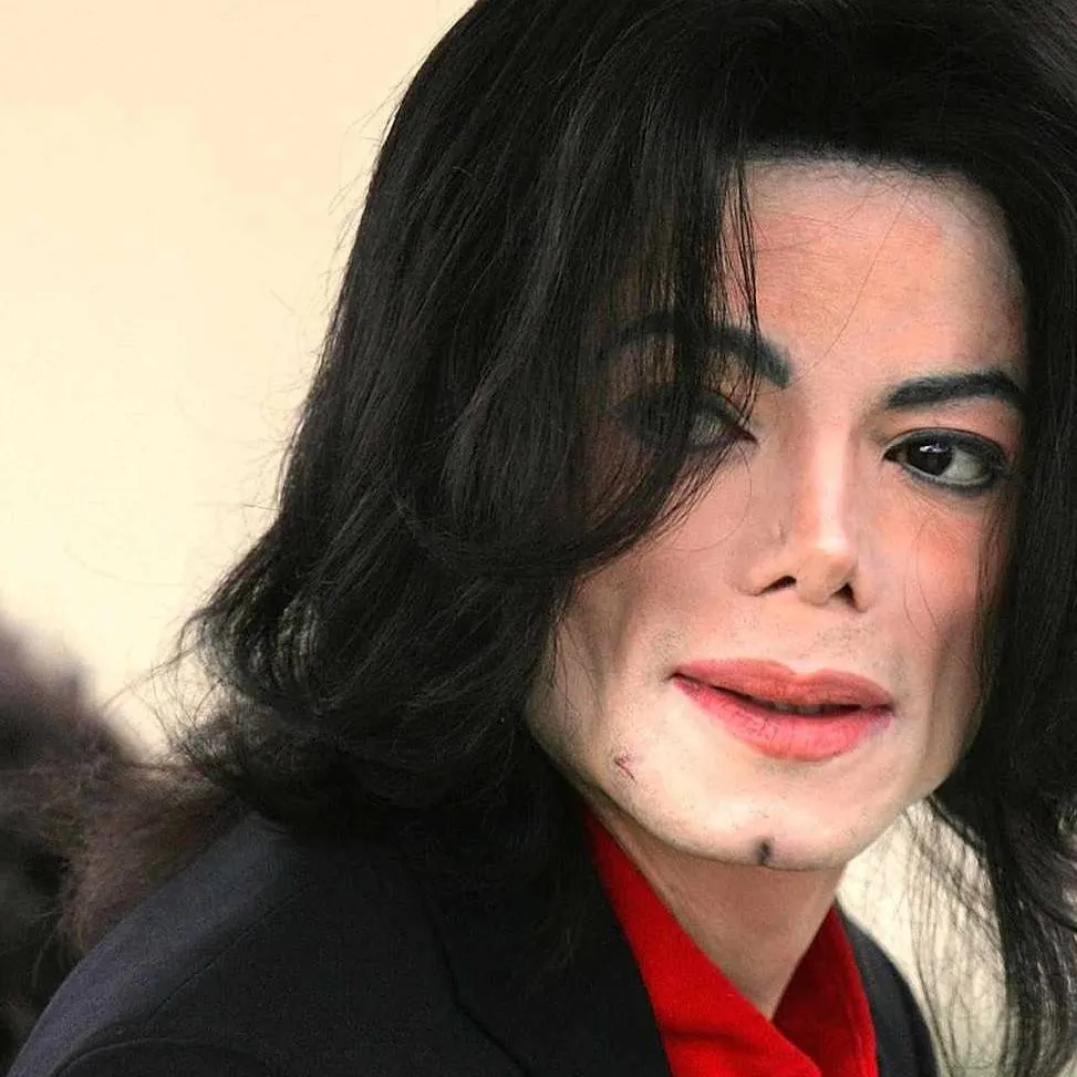 chat with ai character: Michael Jackson