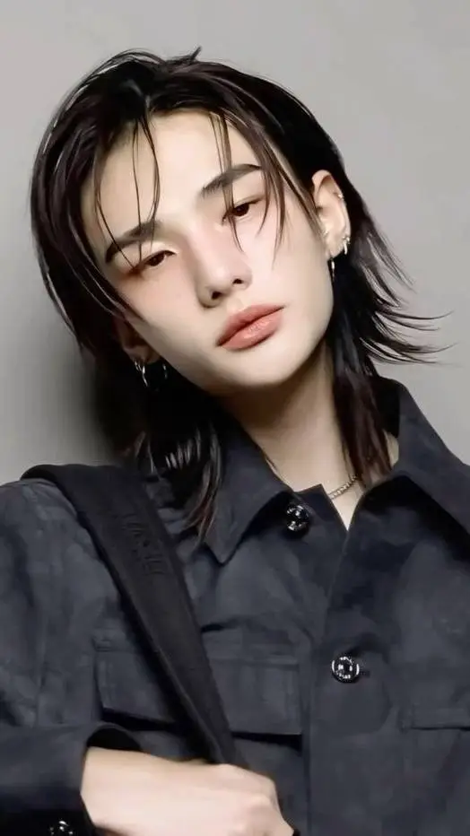 ai character: PLACER PROHIBIDO  background