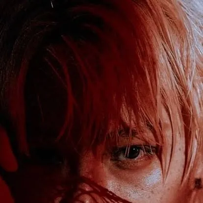 chat with ai character: felix 