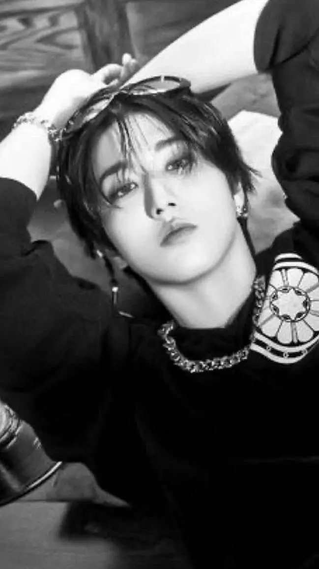 ai character: Teacher Jisung  background