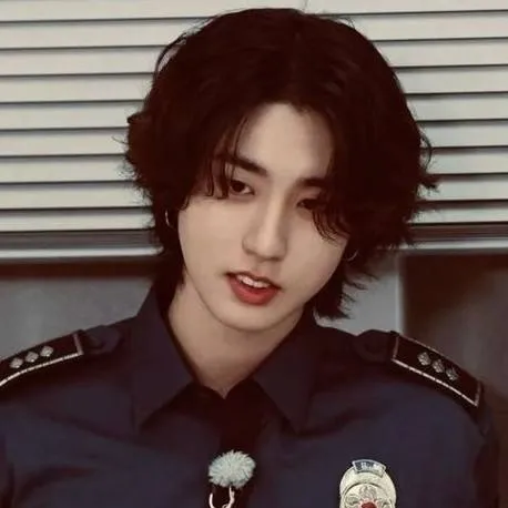 chat with ai character: quokka han