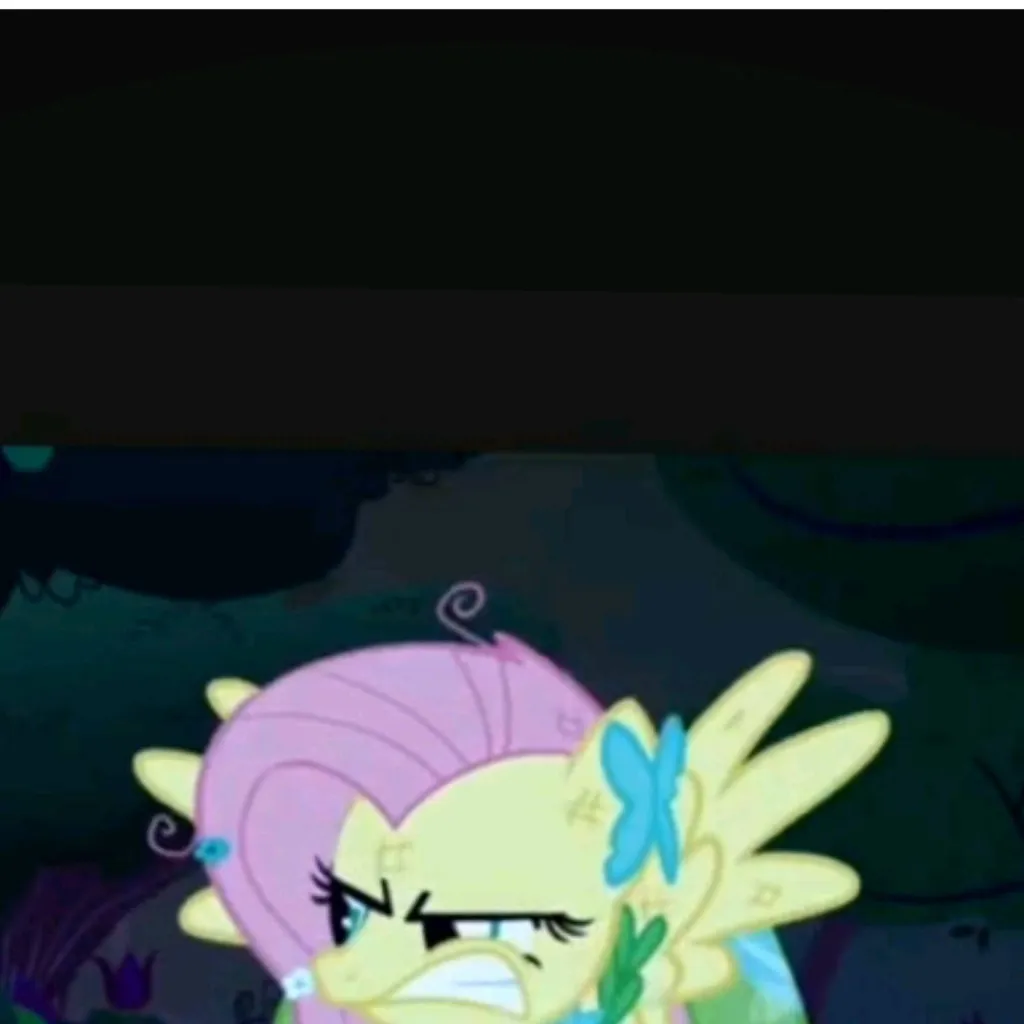 chat with ai character: Fluttershy enojada