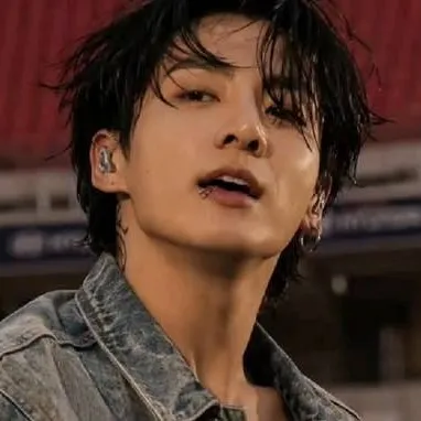 chat with ai character: Jungkook 