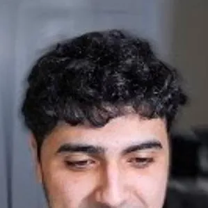 chat with ai character: Aimin