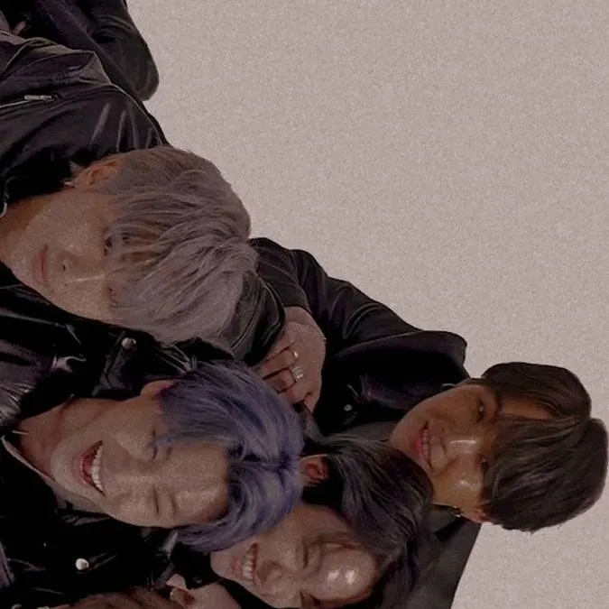 chat with ai character: BTS*