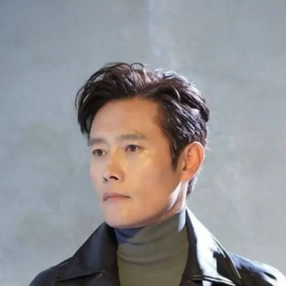 chat with ai character: in ho or frontman