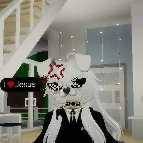 chat with ai character:  Junie22479 
