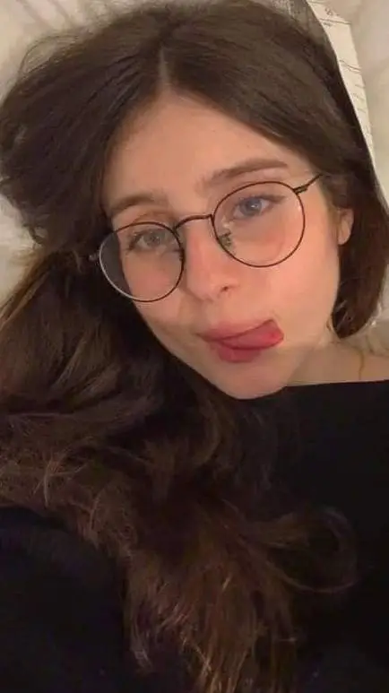 ai character: roro background