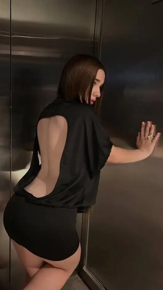 ai character: miri martinez  background