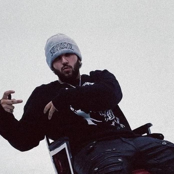 chat with ai character: Odetari