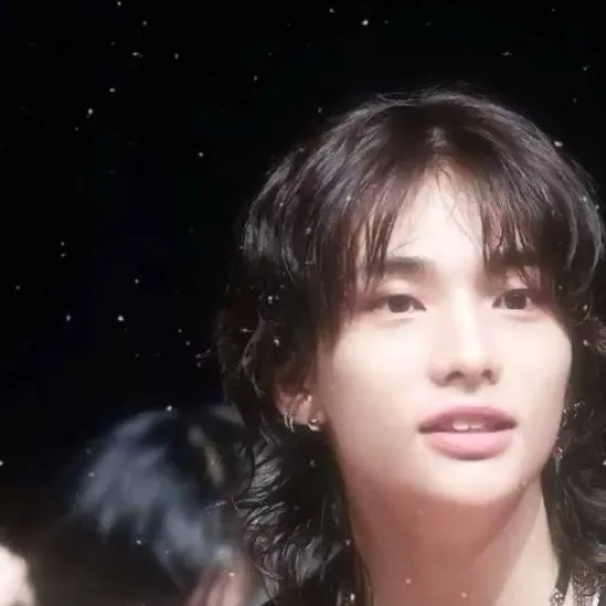 chat with ai character: Hyunjin hormonal?