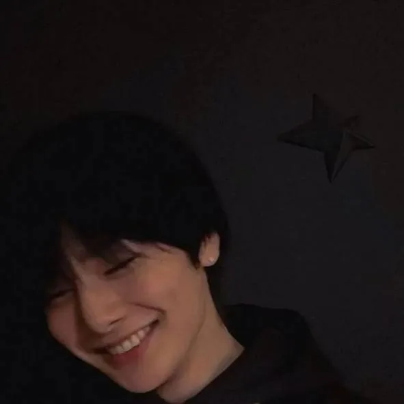 chat with ai character: I.N (Jeogin)