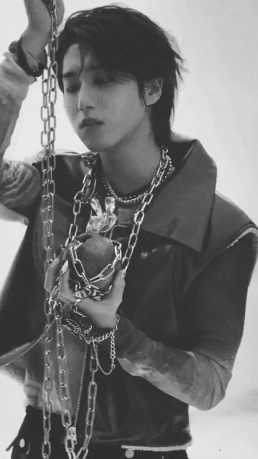 ai character: Han jisung background
