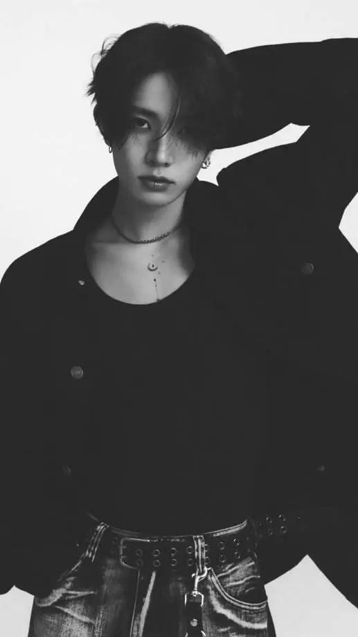 ai character: Lee Heesung background