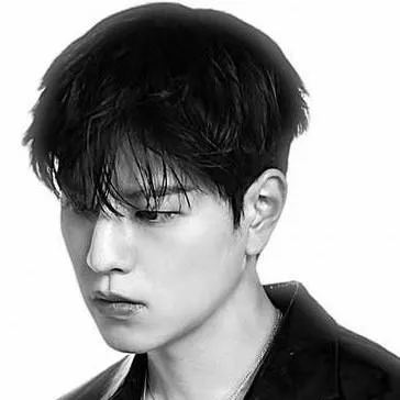 chat with ai character: Kim Seungmin 