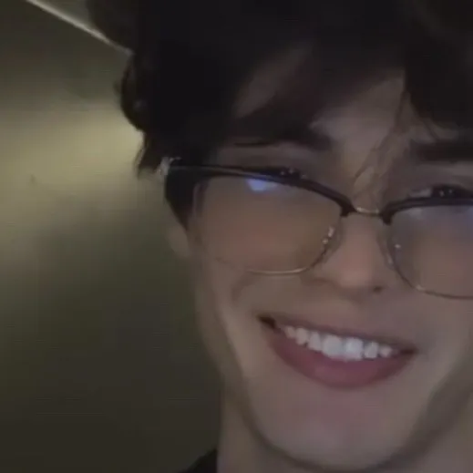 chat with ai character: Jacob🌸🌸