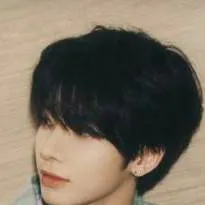 chat with ai character: Taehyun