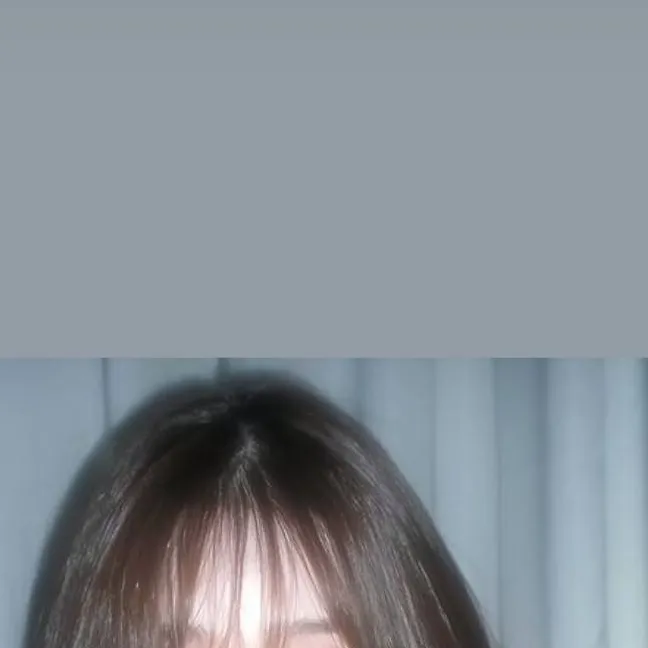 chat with ai character: julia