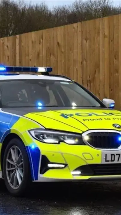 ai character: police car 🚓 🚔 🚨  background