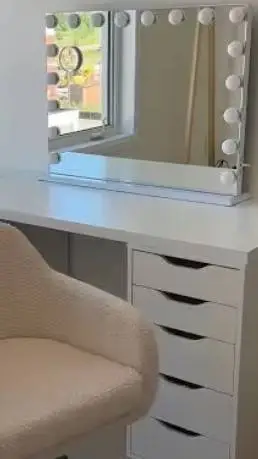 ai character: vanity background