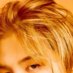 chat with ai character: TAEYANG