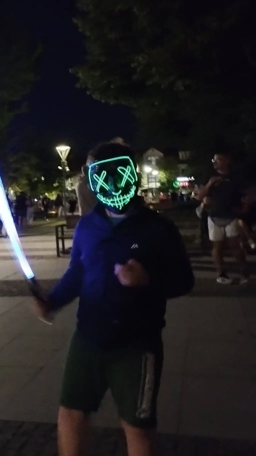 ai character: ja*kuba młynik* background