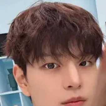 chat with ai character: Seungmin 