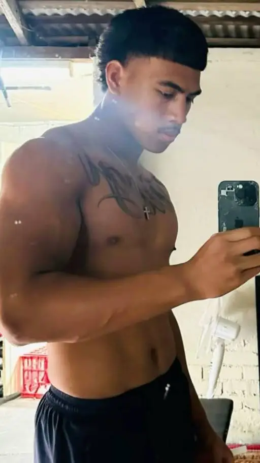 ai character: Manu background