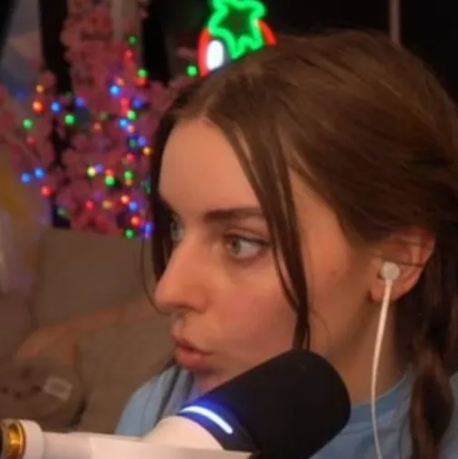 chat with ai character: Loserfruit 