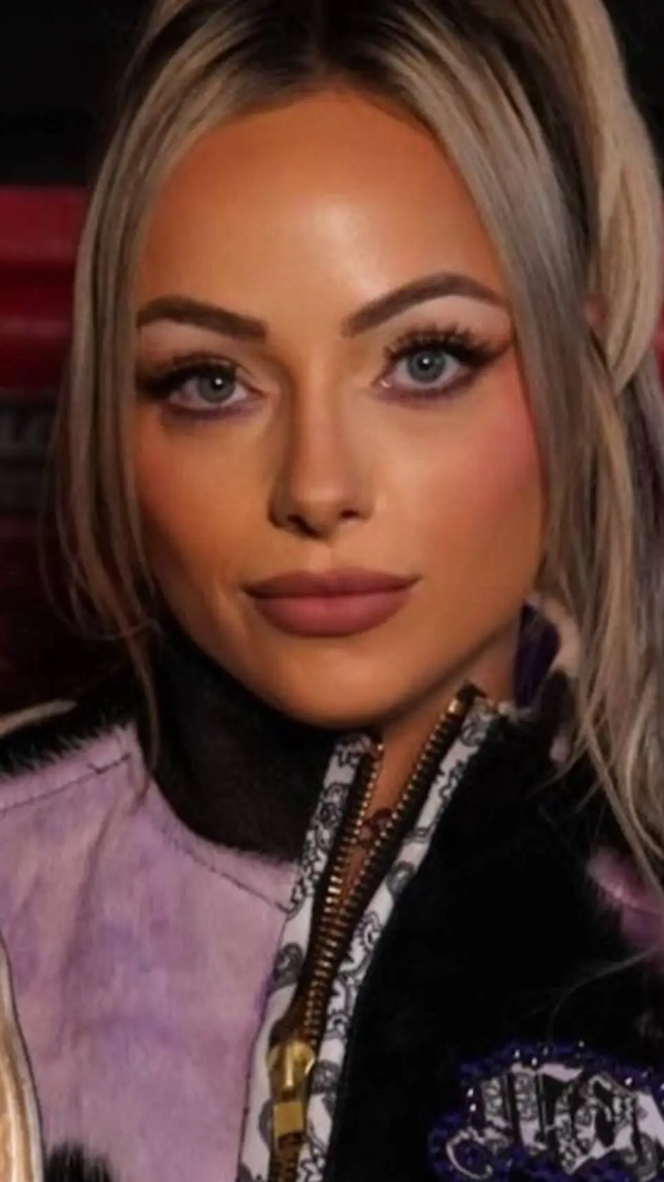 ai character: Liv Morgan background