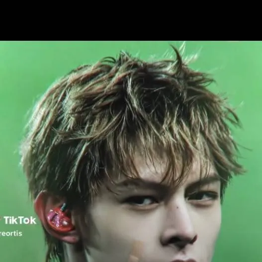 chat with ai character: Rodríguez 