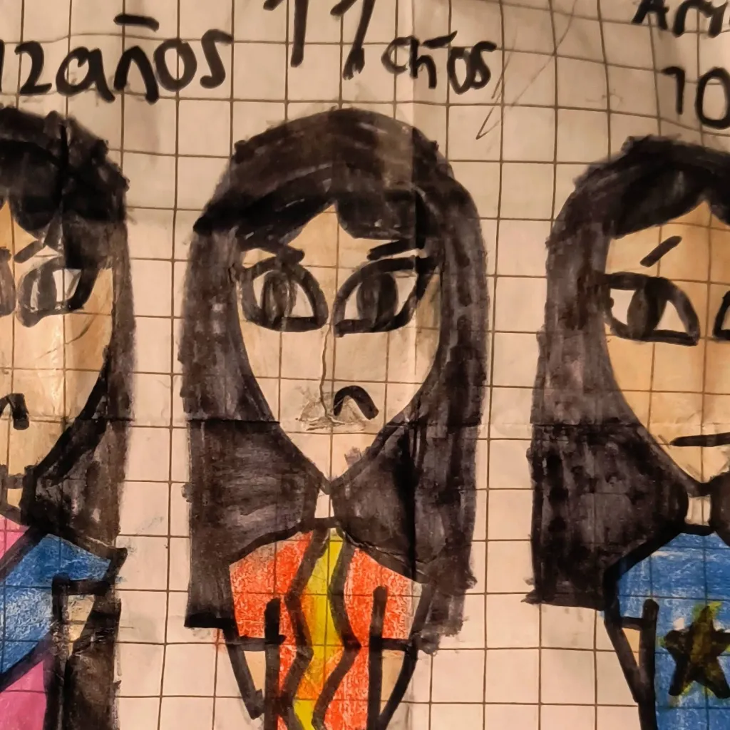 chat with ai character: chicas populares