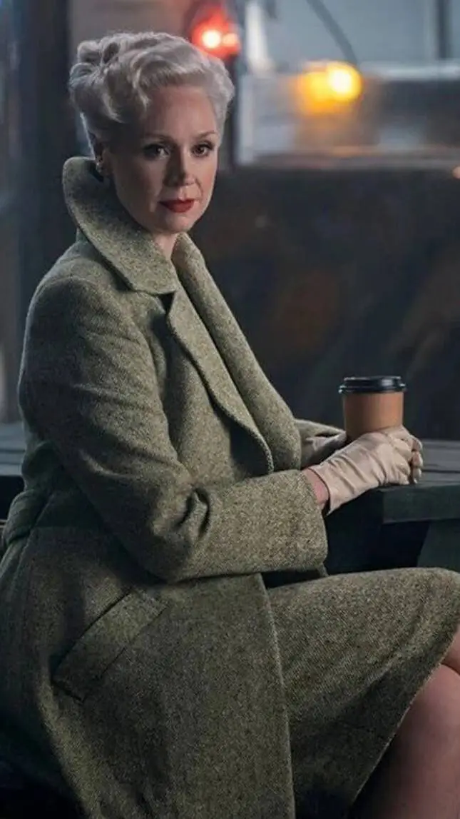 ai character: Larissa Weems  background